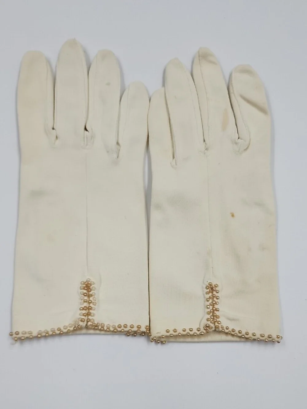 Cream Women's Leather Spun Dress Gloves with Gold Bead Trim